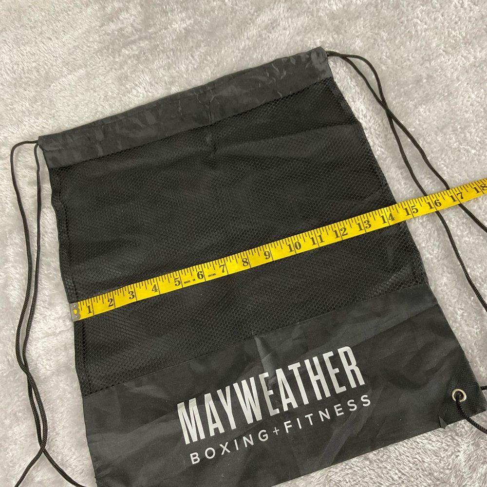 Mayweather Black Lightweight Drawstring Gym Boxing Bag - Picture 3 of 4